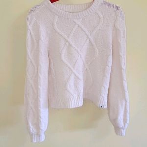 Girls sweater. Size 1112